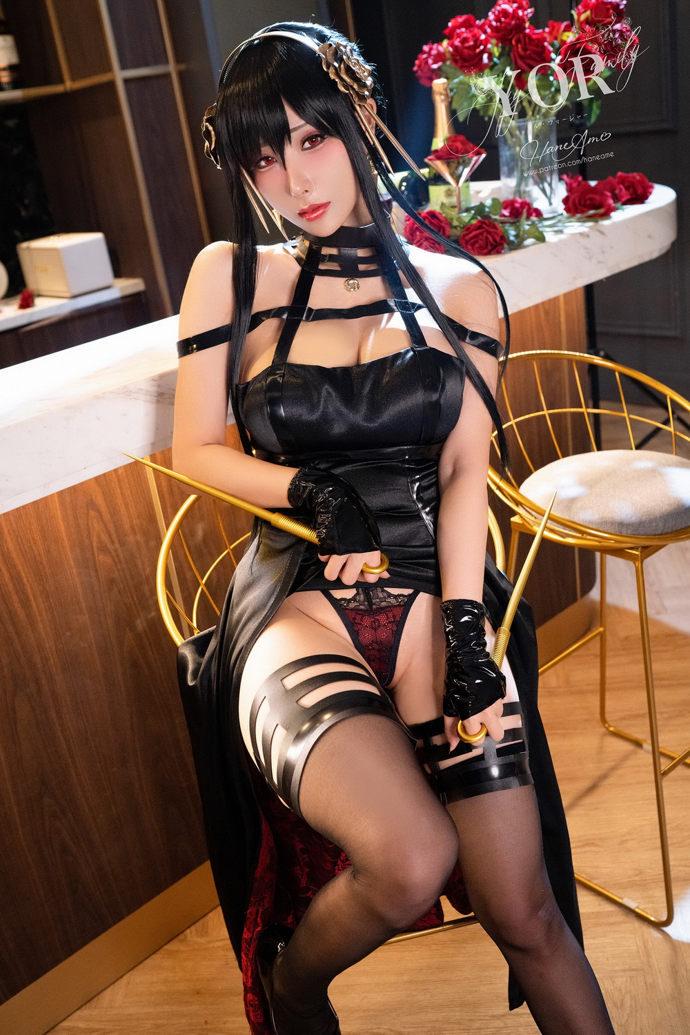 069_HaneAme_Yor_Forger_2_01